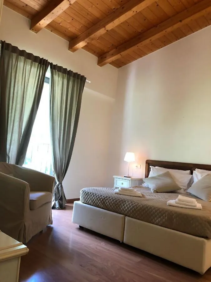 *** מלון דירות Piantedo Residence I Fiori איטליה
